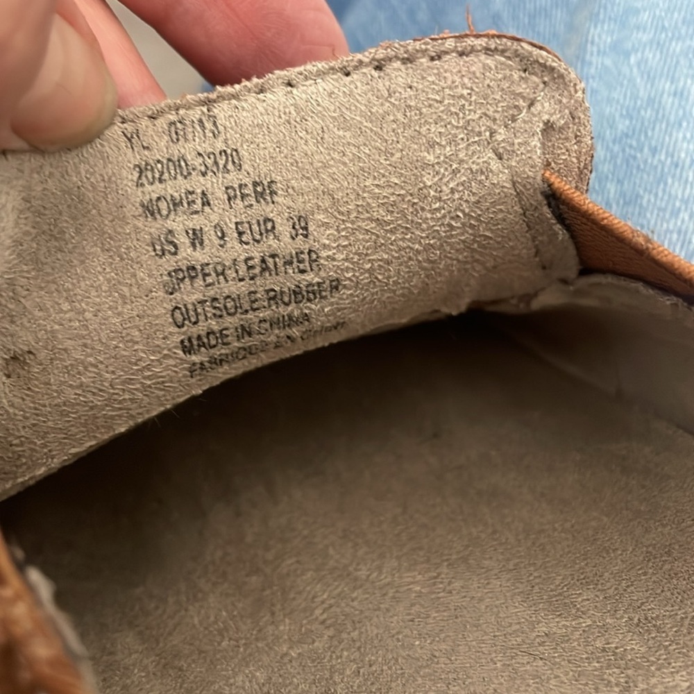 Olukai Women’s Nohea Perf Brown Suede Leather Loafers Size 9 - Picture 13 of 13